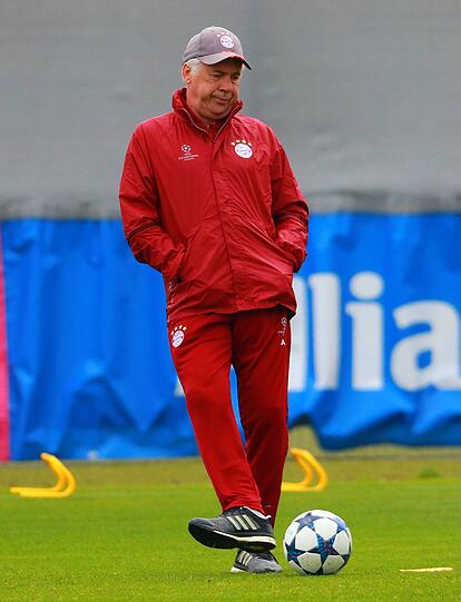 Auch Trainer Carlo Ancelotti zeigte seine Fähigkeiten.