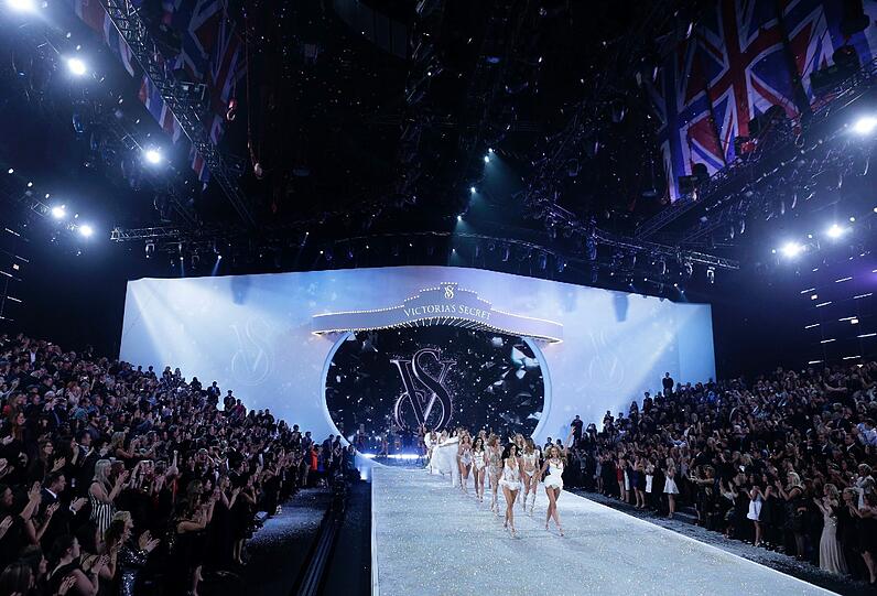 Victoria's Secret 2013: So heiß war die sexy Unterwäsche-Show. Alle Bilder...