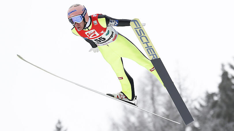 Den Weltrekord im Skifliegen hält der Österreicher Stefan Kraft mit 253,5 Metern.
