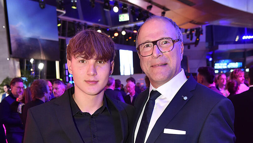Alexander Hold mit Sohn Mateo Alexander Hold mit Sohn Mateo