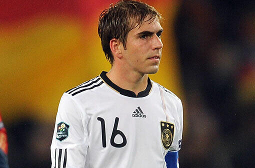 Philipp Lahm - "Gelbe Karte" vom DFB für den Kapitän.