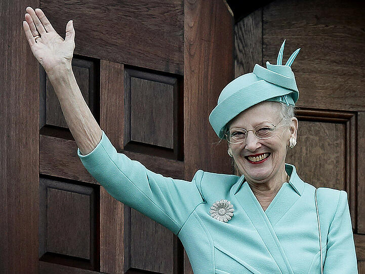Königin Margrethe II. ließ sich auf dem Balkon ihres Palastes von der Masse feiern