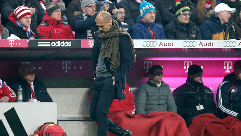 Pep Guardiola blieb erst zum zweiten Mal mit dem FC Bayern zwei Spiele in Folge ohne Sieg. Pep Guardiola blieb erst zum zweiten Mal mit dem FC Bayern zwei Spiele in Folge ohne Sieg.