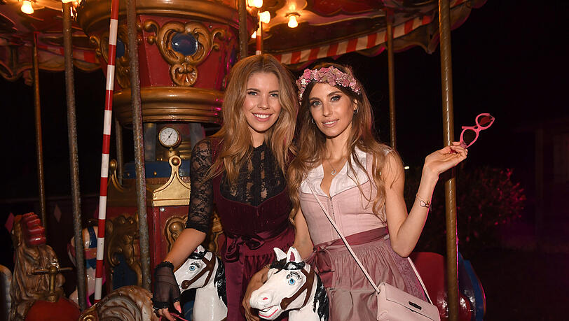 Victoria Swarovski war nur eine der vielen Promidamen auf Cathy Hummels' "Wiesn Wiesn Charity Night". Victoria Swarovski war nur eine der vielen Promidamen auf Cathy Hummels' "Wiesn Wiesn Charity Night".