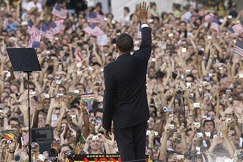 Obama auch in Berlin von den Massen umjubelt