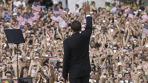 Obama auch in Berlin von den Massen umjubelt