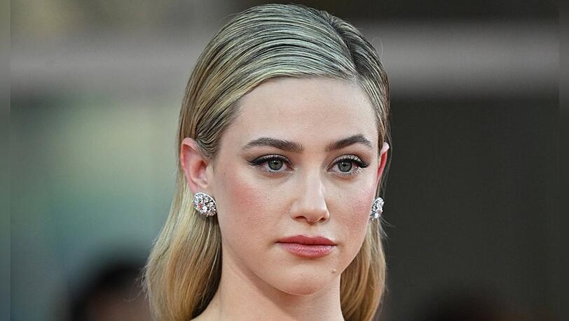 Haderte wegen ihrer Akne jahrelang mit ihrem Körperbild: "Riverdale"-Star Lili Reinhart