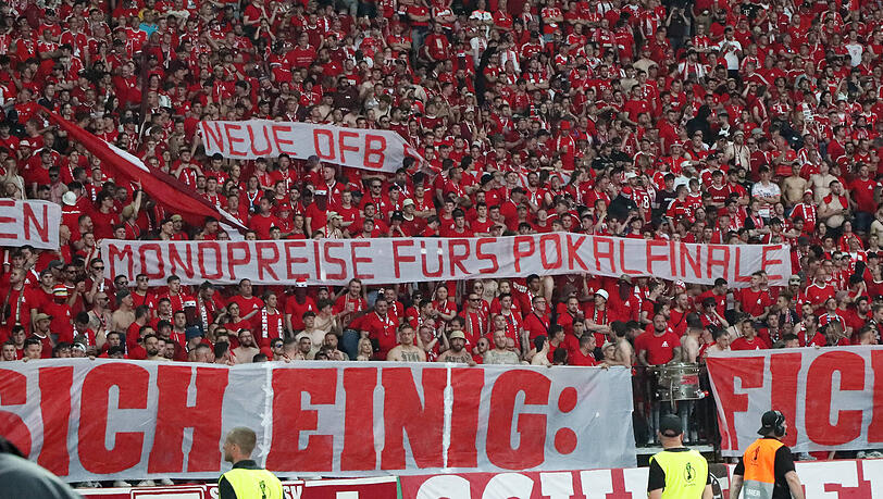 Fanden die Preise für das Pokalfinale zu hoch: Die Ultras des FC Bayern. Fanden die Preise für das Pokalfinale zu hoch: Die Ultras des FC Bayern.