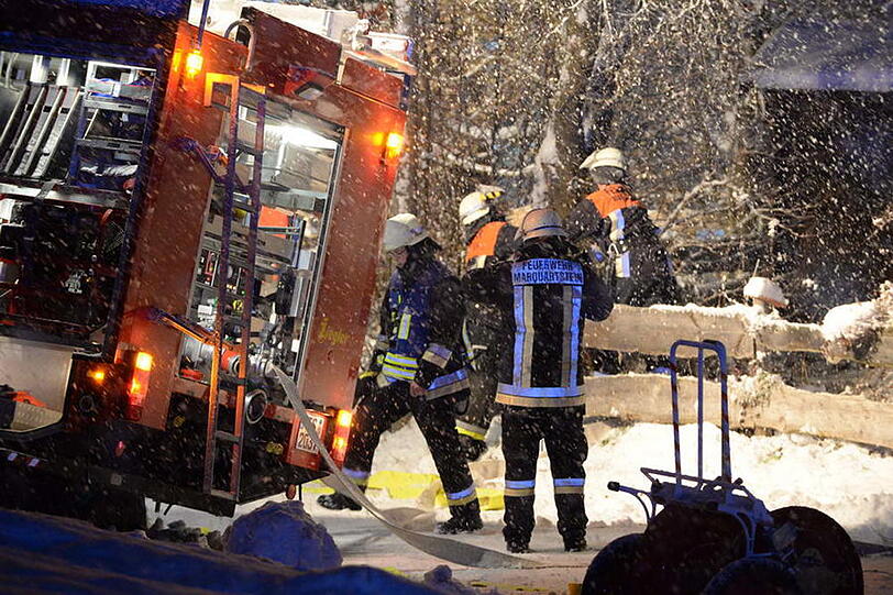 Wohnhausbrand in Unterwössen: Die Bilder vom Einsatz