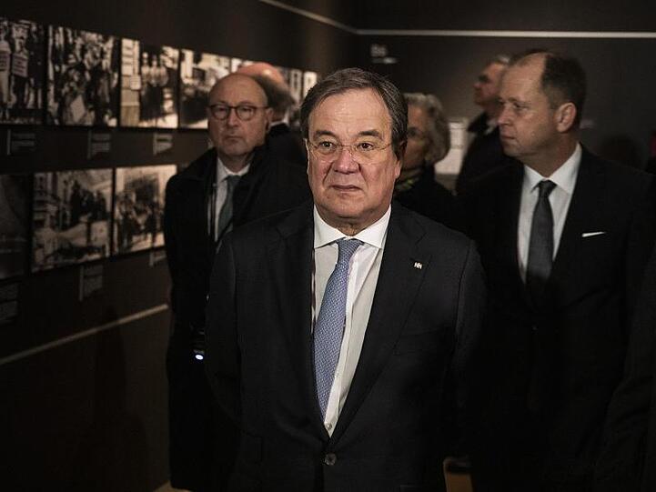 Armin Laschet bei seinem Besuch in der Holocaust-Gedenkstätte Yad Vashem.