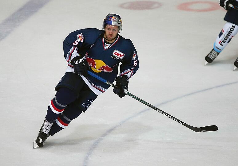 Nationalstürmer Felix Schütz verlässt den EHC Red Bull München.