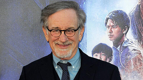 Steven Spielberg übergibt den "Indiana Jones"-Regiestuhl.