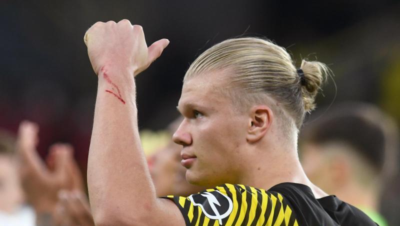 Borussia Dortmund muss weiter auf Top-Stürmer Erling Haaland verzichten.