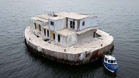 Die Insel "Ostervilm" im Greifswalder Bodden ist in Hamburg versteigert worden.