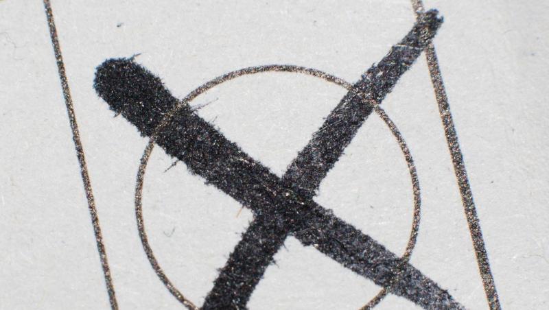 Ein Kreuz auf einen Stimmzettel. Foto: picture alliance/Julian Stratenschulte/dpa/Symbolbild Ein Kreuz auf einen Stimmzettel. Foto: picture alliance/Julian Stratenschulte/dpa/Symbolbild