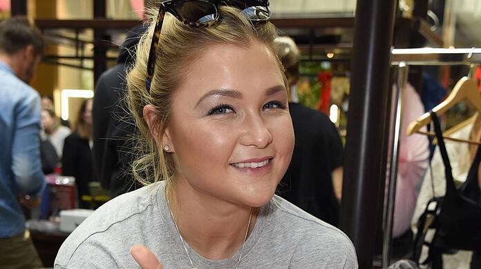 Sophia Thiel gönnt sich nach der Trennung eine Auszeit und urlaubt auf Mallorca.