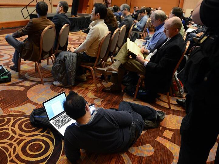 Journalisten verfolgen eine Pressekonferenz in Las Vegas (Archiv). Die USA beschränken die Zahl chinesischer Pressevertreter.