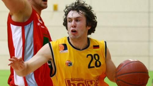 "Eine große Ehre": Nürnbergs Basketball-Rohdiamant Basti Doreth (re.) wurde von seiner nationalen Nominierung überrascht. "Eine große Ehre": Nürnbergs Basketball-Rohdiamant Basti Doreth (re.) wurde von seiner nationalen Nominierung überrascht.