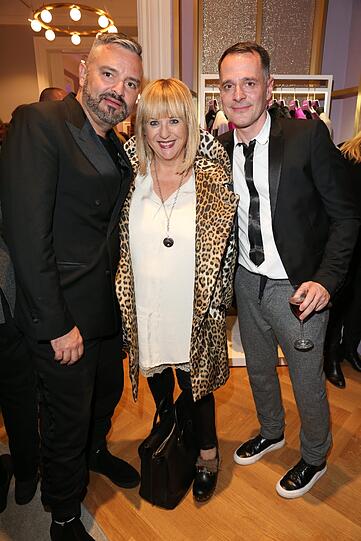 Adrian Runhof und Johnny Talbot mit Bunte-Chefredakteurin Patricia Riekel