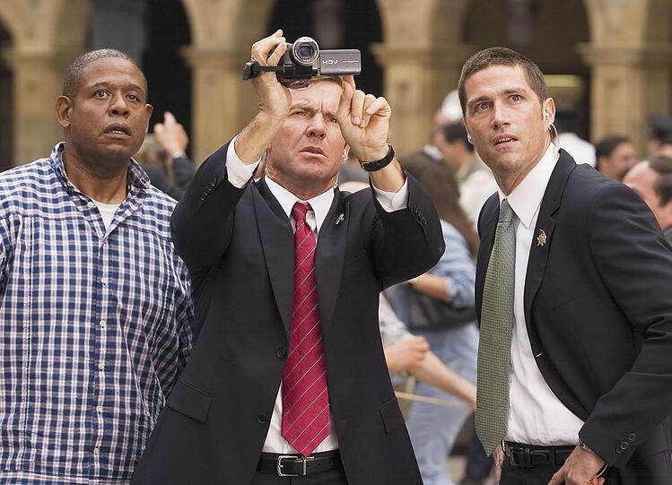 Im Kinofilm "8 Blickwinkel" (2008) spielte Matthew Fox (rechts) an der Seite von Forest Whitaker (links) und Dennis Quaid. Im Kinofilm "8 Blickwinkel" (2008) spielte Matthew Fox (rechts) an der Seite von Forest Whitaker (links) und Dennis Quaid.