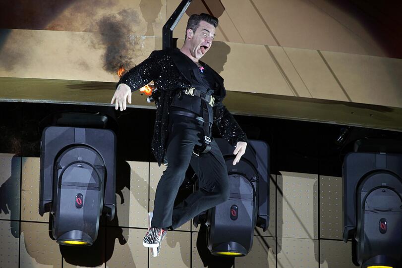 &bdquo;I am Robbie fucking Williams, you are fucking munich &ndash; and for the next two hours your ass is mine.&ldquo;
