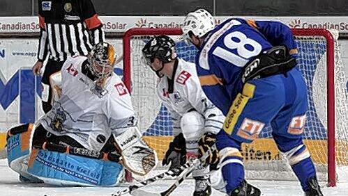 Eishockey ist hart, schnell und live unglaublich attraktiv. Eishockey ist hart, schnell und live unglaublich attraktiv.