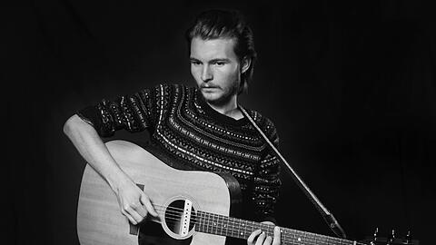 Der Münchner Darcy stellt am Freeitagabend sein erstes Album vor.