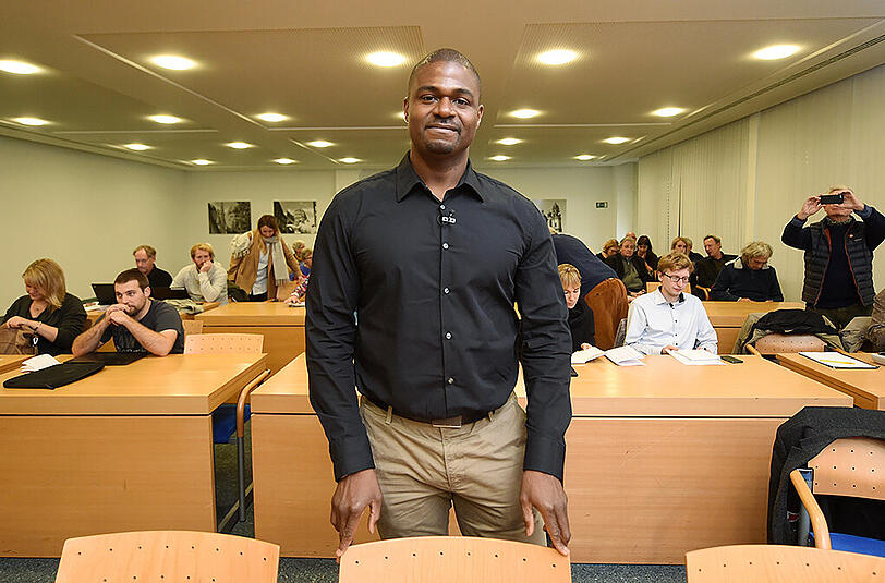 &bdquo;Ich bin zuversichtlich&ldquo;: André Shepherd vor der Verhandlung im Gerichtssaal.