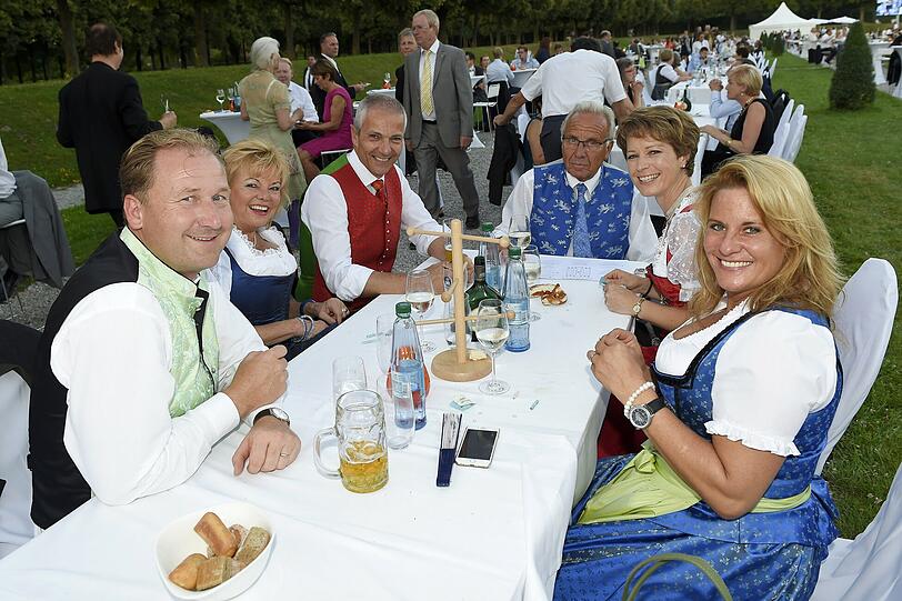 Günter Steinberg, Frau Margot und Tochter Silja Schrank-Steinberg, Michael Schrank, Dr. Michael Möller (Direktor Hofbräu München), Frau Imgard