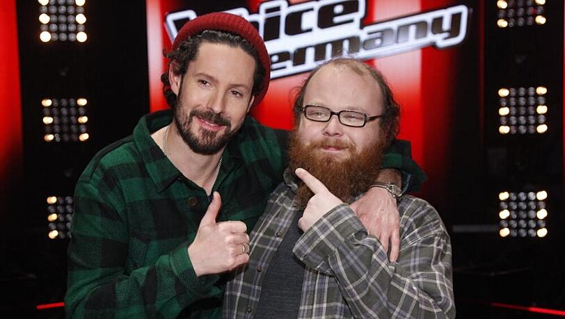 Max Herre (li.) und sein Schützling Andreas Kümmert - der gilt als Favorit auf den Sieg bei "The Voice" Max Herre (li.) und sein Schützling Andreas Kümmert - der gilt als Favorit auf den Sieg bei "The Voice"