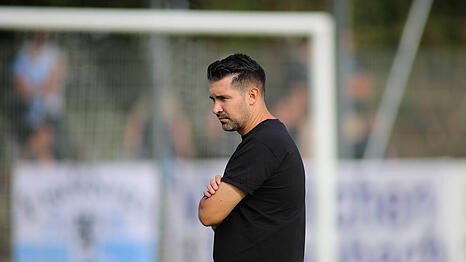 Cheftrainer des TSV 1860: Alper Kayabunar.