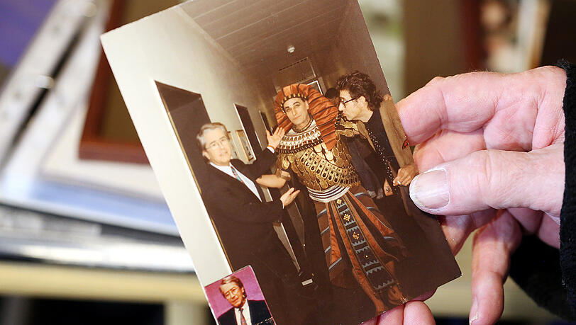 Wolfgang Maier im Kostüm mit Frank Elstner und Rolf Zacher († 2018). Wolfgang Maier im Kostüm mit Frank Elstner und Rolf Zacher († 2018).