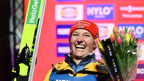 So sah man sie h&auml;ufig: Springerin Schmid im Auslauf. (Archivbild)