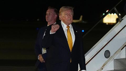 US-Pr&auml;sident Trump stellt einen noch gr&ouml;&szlig;eren Truppenabzug aus Europa in Aussicht.