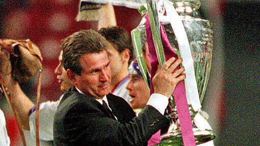 Ein Held auf Zeit: Nachdem Trainer Jupp Heynckes 1998 die Champions League gewann, wurde er acht Tage später entlassen. Ein Held auf Zeit: Nachdem Trainer Jupp Heynckes 1998 die Champions League gewann, wurde er acht Tage später entlassen.
