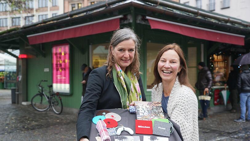 Babette Mack (links) und Marion Marr ziehen ins das ehemalige Pörer-Standl ein. Babette Mack (links) und Marion Marr ziehen ins das ehemalige Pörer-Standl ein.