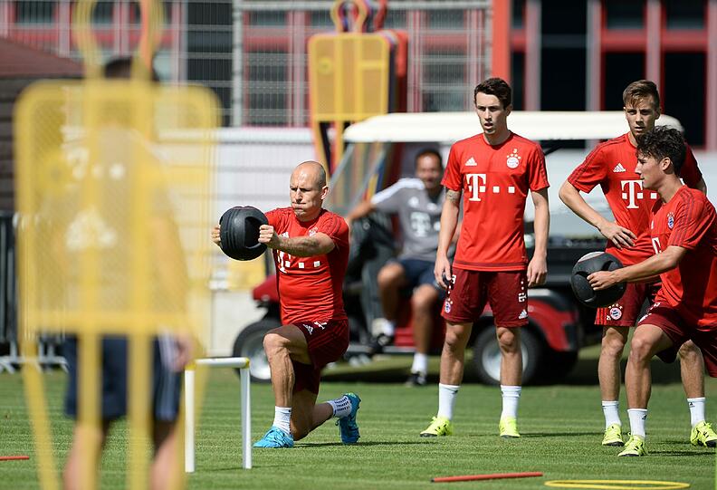 FABIAN BENKO (m) keine Note: Bekam noch zehn Minuten Spielzeit. Für ihn ging Götze runter. (Symbolbild)