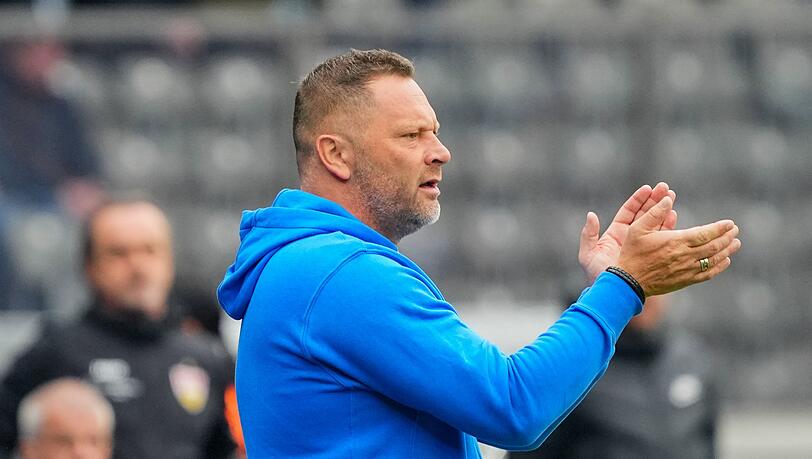 Pal Dardai bleibt Trainer der Berliner Hertha.