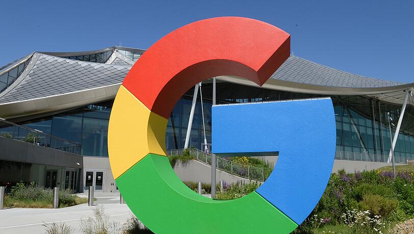 Google weitete die mit KI erstellen Zusammenfassungen über Suchergebnissen unter dem Druck neuer Rivalen aus. (Archivbild)
