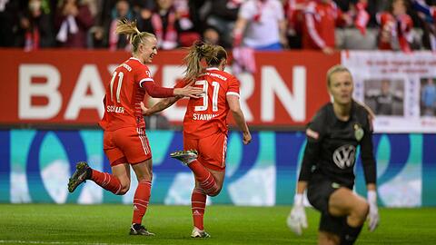 Georgia Stanway erlöste die Bayern-Frauen gegen Wolfsburg mit ihrem späten Siegtreffer vom Punkt.