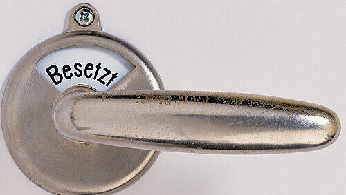Nur der Weg zur Toilette ist geschützt – nicht aber der Aufenthalt. Nur der Weg zur Toilette ist geschützt – nicht aber der Aufenthalt.