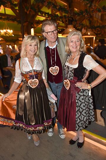 Marianne und Michael mit Jutta Speidel