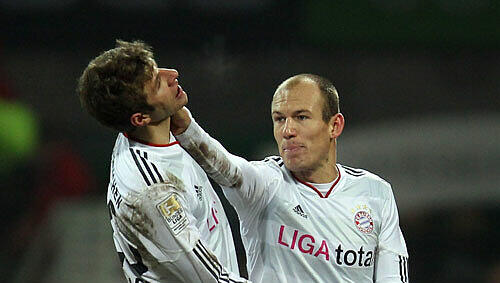 Er hat sich mittlerweile entschuldigt: Arjen Robben ging in Bremen auf Thomas Müller los. Er hat sich mittlerweile entschuldigt: Arjen Robben ging in Bremen auf Thomas Müller los.