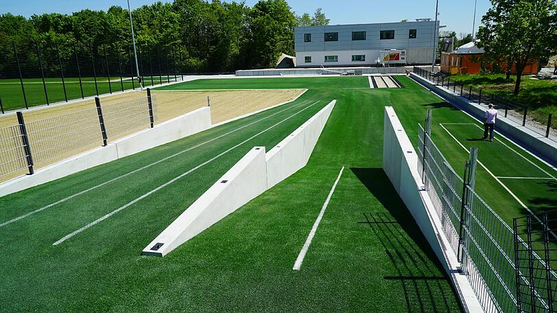 Der neue FC Bayern Campus an der Ingolstädter-Straße.