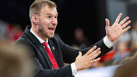 "Ich freue mich auf diese gro&szlig;e Aufgabe, vor der ich ebenso gro&szlig;en Respekt habe", sagt der neue Bayern-Trainer Anton Gavel.