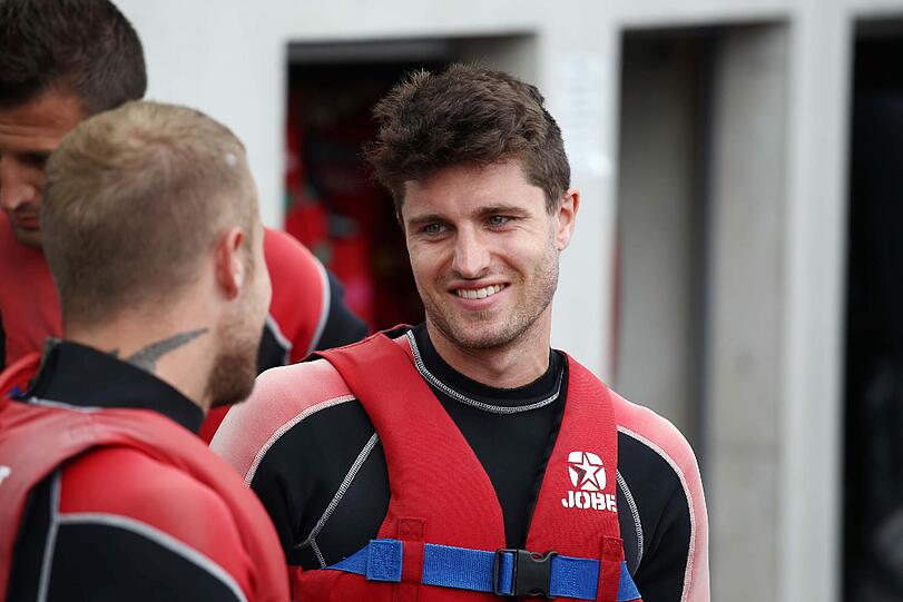 Moritz StoppelkampLöwen auf Wasserski: Die Spieler des TSV 1860 wechseln im Trainingslager in Bad Häring kurz einmal die Sportart.