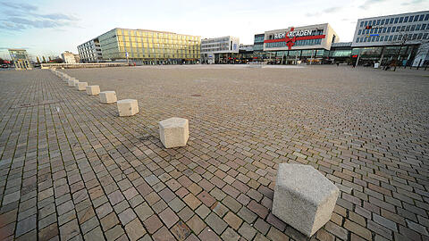 Kompliziert: Am Willy-Brandt-Platz gilt ein Urheberrecht.