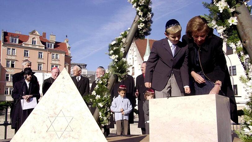 Bei der Grundsteinlegung fürs Jüdische Zentrum 2003.