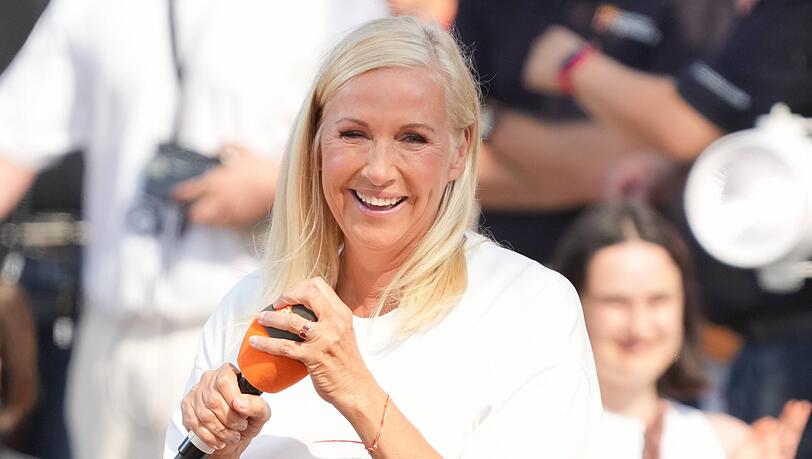 Andrea Kiewel ist als "ZDF-Fernsehgarten"-Moderatorin deutschlandweit bekannt.
