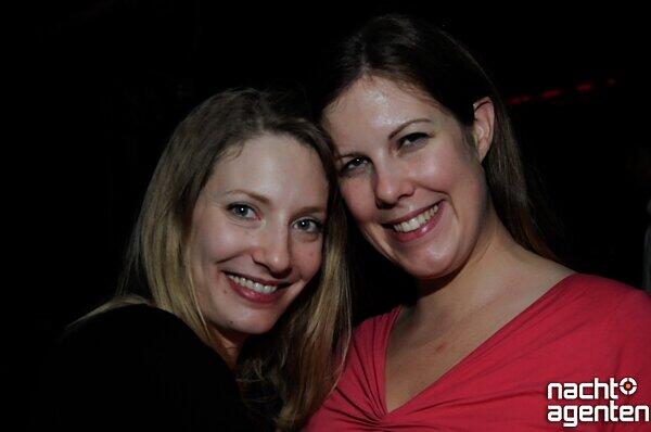 "Blau" im 8 Below ( Freitag 11.11.2011). Noch mehr Bilder von dieser Party sehen Sie unter: